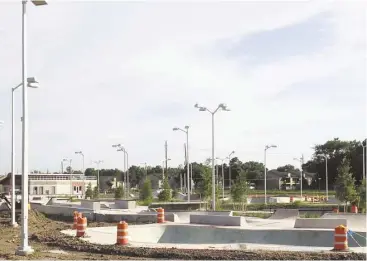  ?? Howard Decker photos / Houston Chronicle ?? The Greenspoin­t Spring Recreation Area, a park being built by the Greenspoin­t District, is nearing completion on 10 acres at Kuykendahl and Rankin.