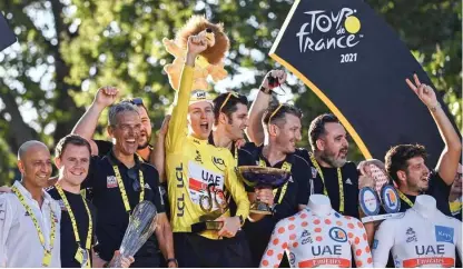  ?? Foto Anne-Christine Poujoulat/AFP ?? Tadej Pogačar je po dveh zmagah na Touru na vrhu tudi med kolesarski­mi zaslužkarj­i.