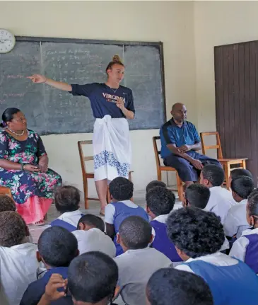  ?? Seagrass.Photo: Kelera Sovasiga ?? Seagrass researcher Carrie Wentzel speaking to students of Fulaga District School about the importance of