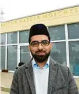  ??  ?? Schahid Luqman ist Imam und blickt op‰ timistisch auf das Ende des Ramadan.