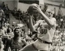  ?? Chronicle file 1959 ?? Center Darrall Imhoff led Cal to the NCAA title in 1959 and played 801 games over 12 seasons in the NBA.