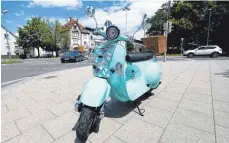  ??  ?? Hingucker: der Trinity Romex in Mintgrün und im Vespa-Stil.