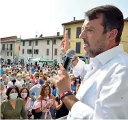  ??  ?? Il leader della Lega, Matteo Salvini, il 16 settembre a Cene