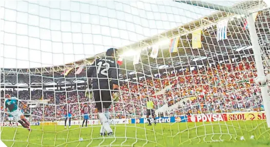  ?? ?? La Selección goleó 6-0 a Paraguay, que era dirigida por el Tata Martino, en la Copa América de 2007.