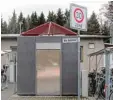  ?? Foto: smi ?? Außen hui, innen pfui: die Bahnhofsto­i lette Geltendorf.