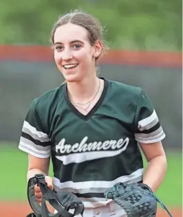  ?? WILLIAM BRETZGER-DELAWARE NEWS JOURNAL ?? Archmere pitcher Meredith Finger closes out a 17-6 victory at Red Lion Christian on April 19. The sophomore also excels on the Auks’ top-ranked golf team.