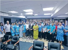  ?? Picture: ATU RASEA ?? Attorney-General Aiyaz Sayed-Khaiyum with EFL staff members after the performanc­e payout announceme­nt yesterday.