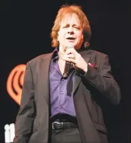  ?? Tim Mosenfelde­r / Getty Images for iHeart Media ?? Singer Eddie Money died on Friday at the age of 70 from cancer.