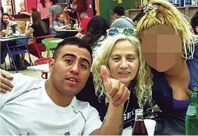  ??  ?? Echegaray estaba prófugo desde el 29 de noviembre del año pasado por el femicido de su madre.