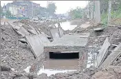  ?? GURMINDER SINGH/HT ?? The flyover’s constructi­on began on the Chandigarh-Kharar road in November 2015.