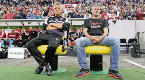  ?? FOTO: IMAGO ?? Ein starkes Gespann, das sich Anfang Oktober trennte: Peter Hermann (links), jetzt beim FC Bayern, und Fortunas Cheftraine­r Friedhelm Funkel.