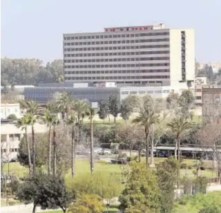  ?? ROCÍO RUZ ?? Panorámica del Hospital Militar de Sevilla, reabierto en febrero