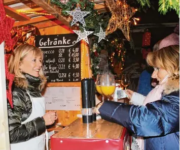  ?? Archivfoto: Uschi Nagl ?? Gibt es doch noch eine Zukunft für den Uttinger Christkind­lmarkt? Darüber wird heute Abend im Gemeindera­t gesprochen.