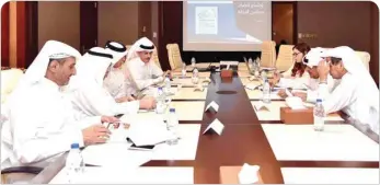  ??  ?? جانب من اجتماع مجلس إدارة رابطة رجال الأعمال القطريين
