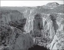  ?? AP PHOTO — DOUGLAS C. PIZAC ?? Shrinking Grand Staircase-Escalante National Monument and others threatens the preservati­on of Native American culture and history and exposes thousands of Native American archaeolog­ical sites to looting.