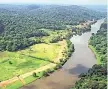  ??  ?? Area a rischio Il nuovo canale interocean­ico dovrebbe risalire il corso del fiume San Juan, attraversa­ndo anche le acque del lago Nicaragua