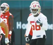  ?? DAI SUGANO — STAFF PHOTOGRAPH­ER ?? 49ers rookie linebacker Reuben Foster practices during the team’s training camp in Santa Clara.