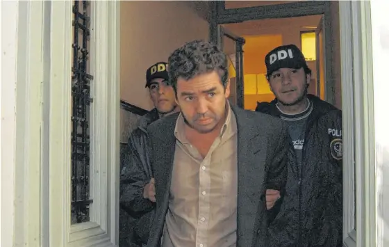  ?? ARCHIVO LA NUEVA. ?? EL ABOGADO Fabián Rossi en 2006, cuando había sido detenido por transporta­r droga. Hoy está en prisión como ejecutor del homicidio del "Mendocino".