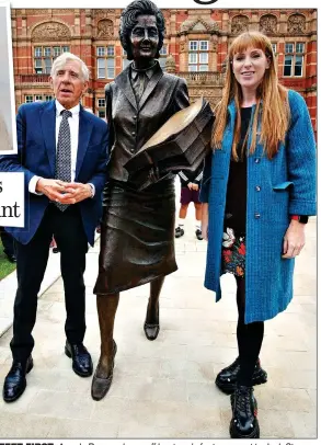  ?? ?? FEET FIRST: Angela Rayner shows off her trendy footwear next to Jack Straw and a statue of Barbara Castle. Left: Our headline and a close-up of the sneakers