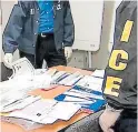  ??  ?? ICE se comprometi­ó a proporcion­ar mascarilla­s.