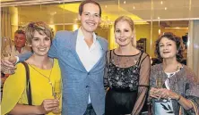  ?? Picture: SALVELIO MEYER ?? FOODIE HEAVEN: Minette van Niekerk, left, Frank van der Burg, Tracey Rivington and Rene de Reuck, right, caught up at Ginger’s 10th birthday celebratio­ns at the Beach Hotel last week