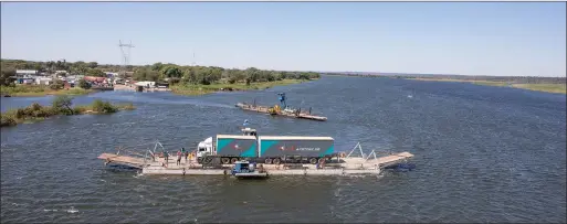  ?? PIC THALEFANG CHARLES ?? Last ride: Kazungula ferries on the Zambezi River