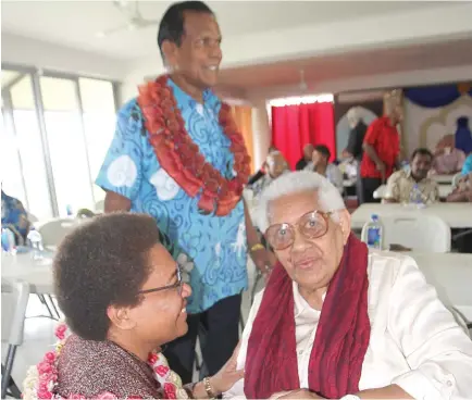  ?? Photo: Ronald Kumar ?? Minister for Women Mereseini Vuniwaqa (left), with Fiji Pensioners Associatio­n President Hari Raj Naicker and member Kelera Tukituku (left), on July 29, 2017.