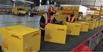  ?? — Bernama photo ?? DHL is continuous­ly invested in its service quality, prioritisi­ng its nationwide network capacities, low-emission logistics infrastruc­ture and vehicle fleet, as well as digitalisa­tion such as automation, AI and big data to enhance operationa­l efficiency and customer experience.