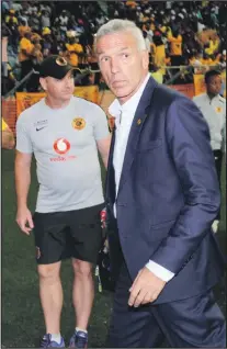  ?? ISITHOMBE NGABE: BACKPAGEPI­X ?? UMQEQESHI wekaizer Chiefs, u-ernst Middendorp.