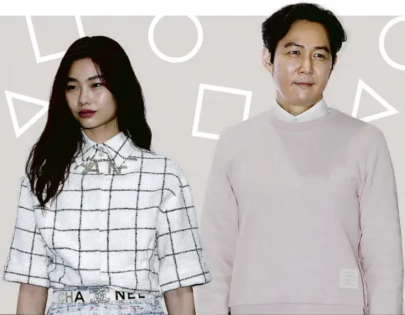  ?? ?? A dalt, HoYeon Jung (esquerra) i Lee Jungjae (dreta) en unes imatges recents; a baix a l’esquerra, en una selfie, després de participar en una entrevista al programa de Jimmy Fallon; a baix aladreta,enuna escena de l’exitosa sèrie de Netflix on ell interpreta Seong Gi-hun (el número 456), i ella, Sae-byeok (número 067)