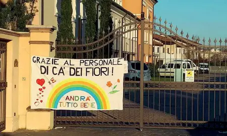  ??  ?? Ca’ dei Fiori
La casa di cura di Casale sul Sile sta pagando un alto prezzo per il contagio da coronaviru­s: metà degli ospiti sono positivi