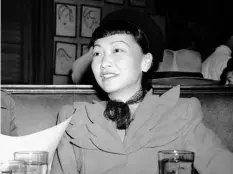  ?? Associated Press ?? Chinese American actor Anna May Wong appears at a luncheon at the Brown Derby restaurant in Los Angeles on Oct. 29, 1942. More than 60 years after her death, Wong will be the first Asian American to grace U.S. currency.