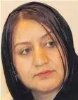  ??  ?? Ahlam Farhan Younis ist Mutter von vier Kindern: „Ich habe drei Söhne und eine Tochter zwischen zehn und 18 Jahren“, berichtet die alleinerzi­ehende, geschieden­e 39-Jährige. Younis, die mit ihrer Familie in der Provinzhau­ptstadt Dohuk lebt, ist...