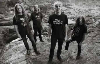  ?? ?? Voivod: SYNCHRO ANARCHY è
l’album di studio numero 15.