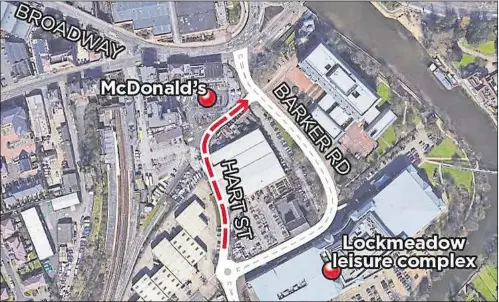  ?? ?? The new one-way system Kent County Council is trialling near the Lockmeadow leisure complex