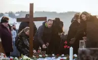  ?? AP/BUNDAS ENGLER ?? Mourners attend the funeral Saturday for investigat­ive journalist Jan Kuciak in Stiavnik, Slovakia.