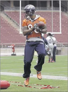  ?? JEFF CHIU / ASSOCIATED PRESS ?? Broncos wide receiver Demaryius Thomas’ mother will be in the stands Sunday to see her son play in Super Bowl 50 af ter her early relea se from prison.