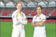  ?? GETTY IMAGES ?? Australia captain Meg Lanning and India captain Mithali Raj pose at the Metricon Stadium in Gold Coast.
