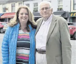  ??  ?? Former SDLP deputy leader Seamus Mallon with MLA Sinead Bradley on the campaign trail in Warrenpoin­t