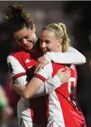  ?? Photograph: David Price/Arsenal ?? Beth Mead is congratula­ted by Jen Beattie after scoring for Arsenal. ‘Jen’s been amazing. She understand­s how cancer affects the family as well as the person involved.’