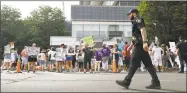  ?? Associated Press file photo ?? Protesters demonstrat­e outside the headquarte­rs of Purdue Pharma, in Stamford on Aug. 17, 2018.