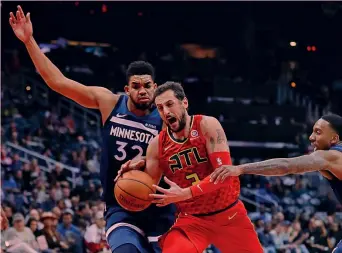  ??  ?? Marco Belinelli, 31 anni, lasciata Atlanta, a Phila indosserà la maglia numero 18, come ai Warriors AP