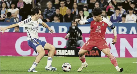  ?? FOTO: RCDE ?? Nico Melamed volvió a los terrenos de juego en La Romareda tras pasarse casi cinco meses en el dique seco