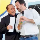  ??  ?? Insieme Silvio Berlusconi e Matteo Salvini a Bologna nel 2015