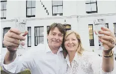 Celebratio­n for care-home pair - PressReader