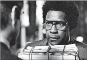  ?? SONY PICTURES ?? Denzel Washington plays the title character, a brilliant but socially awkward lawyer, in “Roman J. Israel, Esq.”