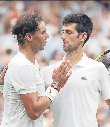  ?? FOTO: EFE ?? El 52º capítulo del Clásico Nadal-Djokovic estuvo a la altura de su legendaria rivalidad, que sigue favorable a ‘Nole’ por 27-25