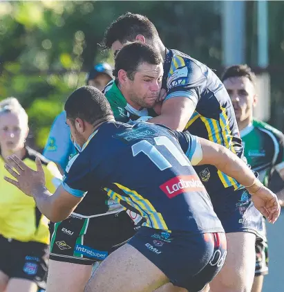  ?? MASSIVE IMPACT: Returning Cowboys forward Shaun Fensom in action for the Blackhawks. Picture: ZAK SIMMONDS ??