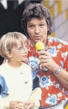  ?? FOTO: MICHAEL HILL /IMAGO IMAGES ?? Trumpfte bei Formaten für Kinder auf: Showmaster Michael Schanze bei der Aufzeichnu­ng einer Show in den 1980er-Jahren.