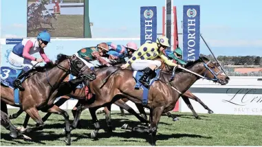  ?? PICTURE: IAN LANDSBERG/AFRICAN NEWS AGENCY/ANA ?? IMPRESSIVE: Legal Eagle winning this year’s L’Ormarins Queens Plate race at Kenilworth Racecourse on Saturday.